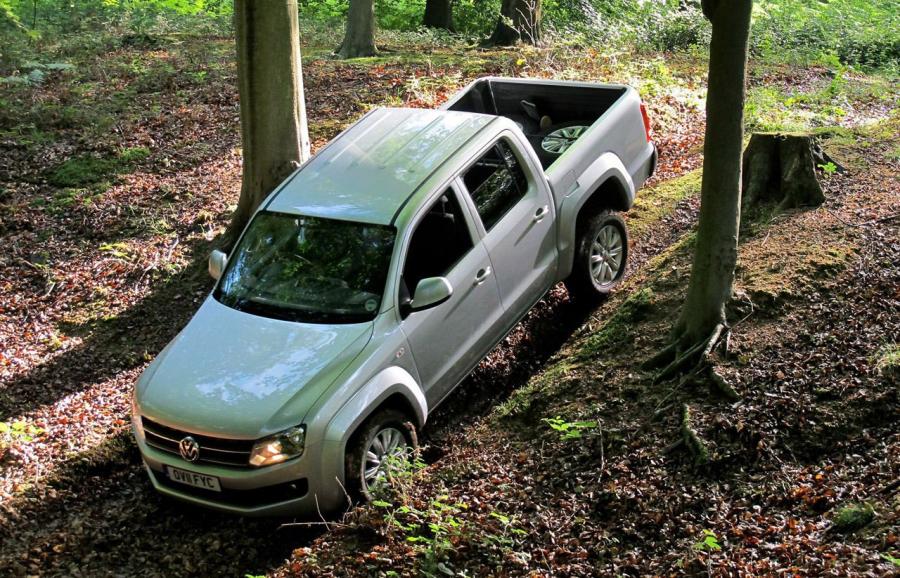  Volkswagen Amarok 2012 года  (фото 101 из 119)